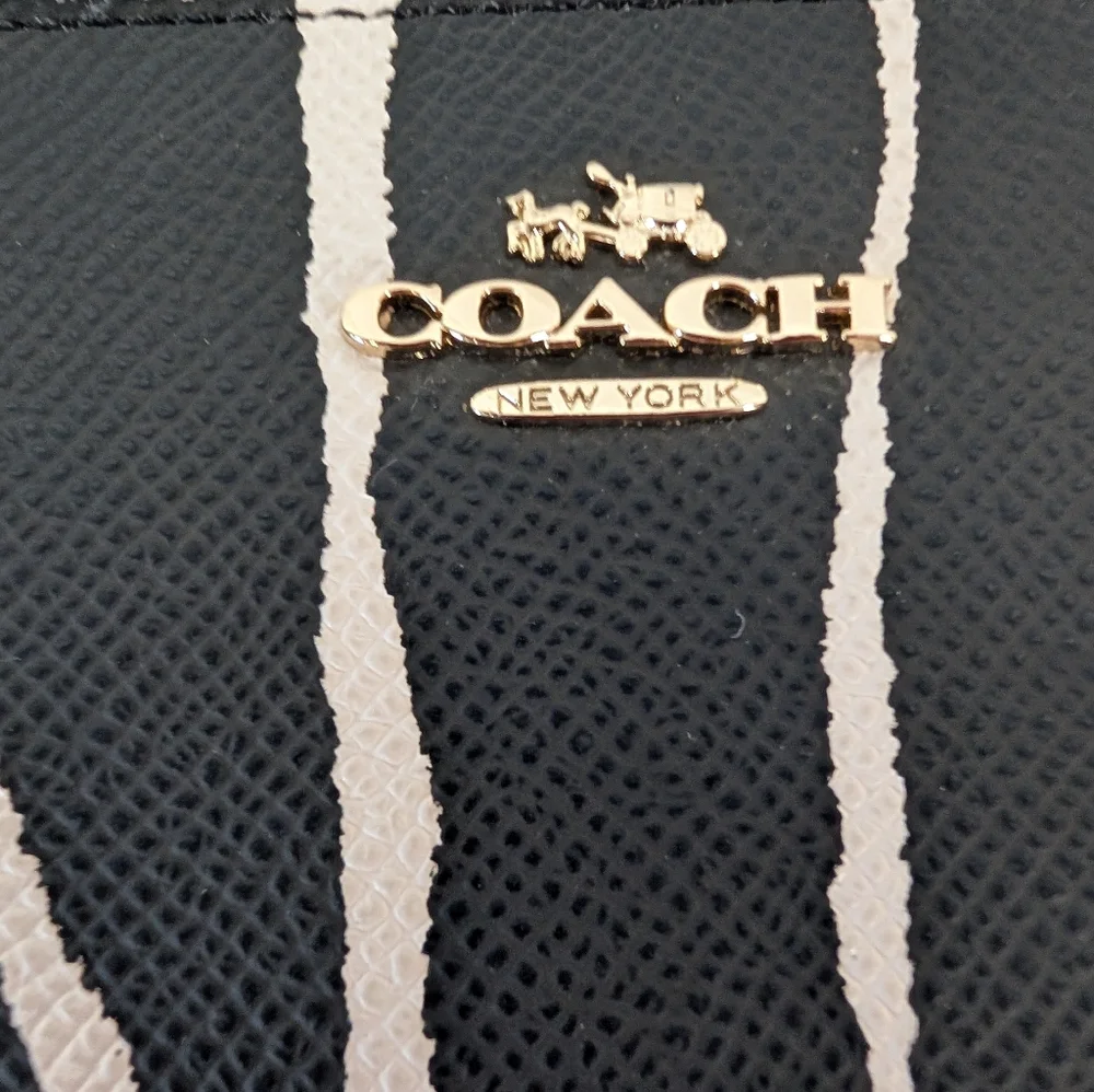 Coach Wallet Zebra Stripe Black and White NWT